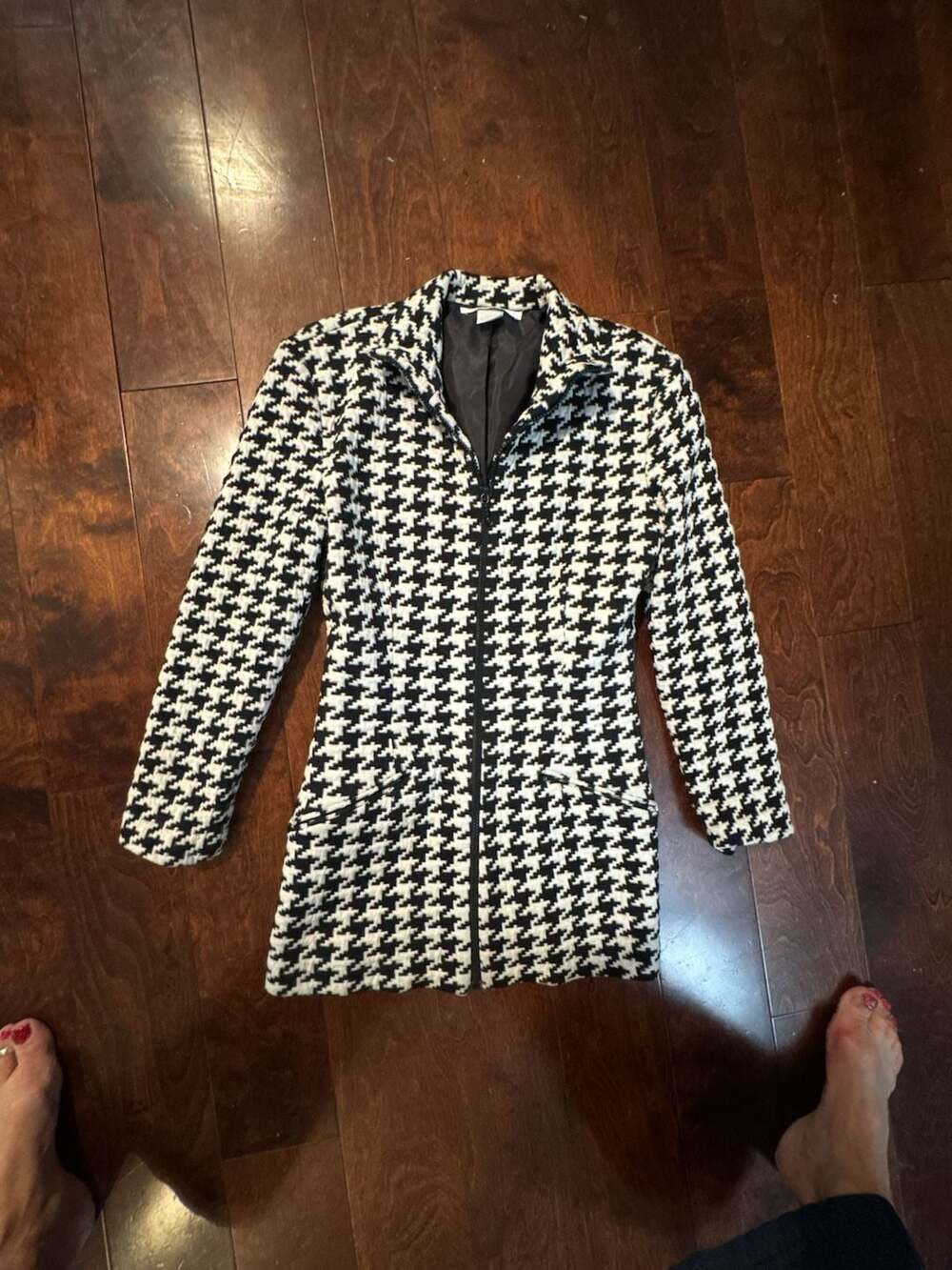 The Limited Black and White Houndstooth Zip-Front Jacket